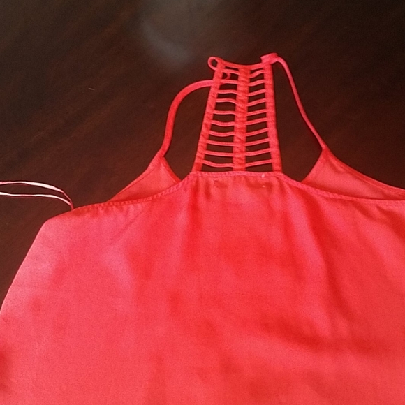 Tank Top - Picture 4 of 4